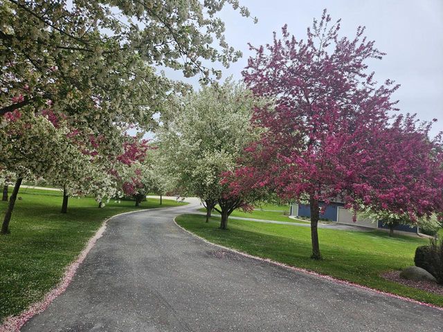 W6641 Briar RUN, Plymouth, WI 53073