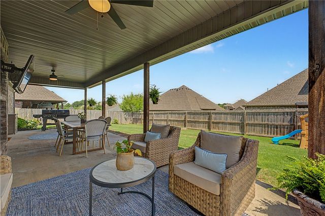 4202 SW Acres Avenue, Bentonville, AR 72713