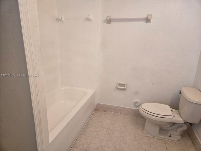 2755 SE 16th Ave 103, Homestead, FL 33035