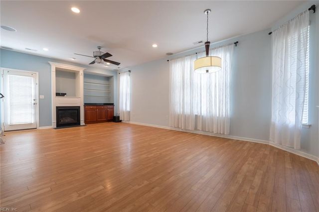 5317 Tamworth PL, Virginia Beach, VA 23455