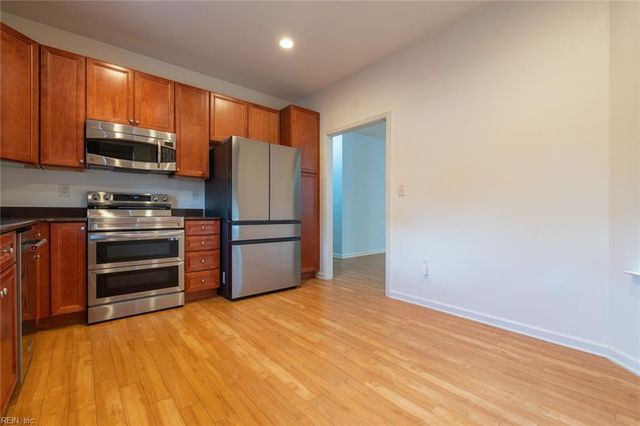 5317 Tamworth PL, Virginia Beach, VA 23455