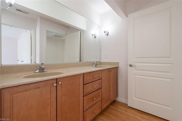 5317 Tamworth PL, Virginia Beach, VA 23455