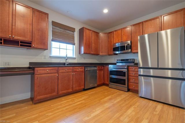 5317 Tamworth PL, Virginia Beach, VA 23455