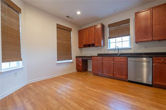 5317 Tamworth PL, Virginia Beach, VA 23455