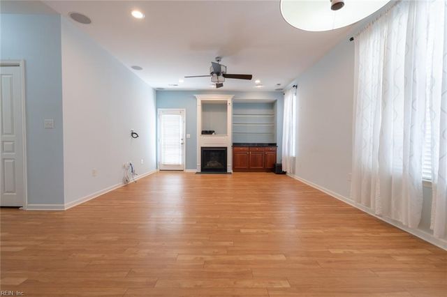 5317 Tamworth PL, Virginia Beach, VA 23455