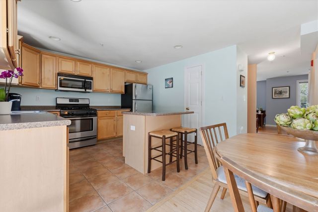 4 Sandpiper Way A, Salisbury, MA 01952