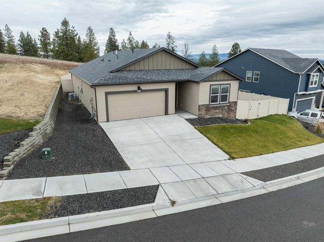 8207 S Avery Rd, Cheney, WA 99004