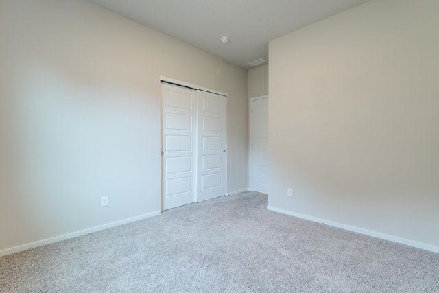 8207 S Avery Rd, Cheney, WA 99004