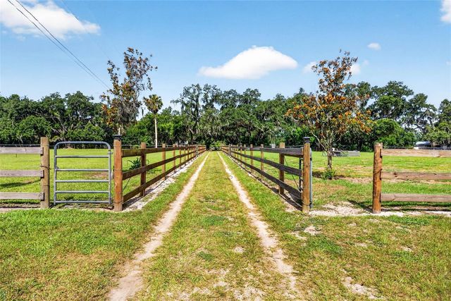 5702 TINDALE ROAD, Plant City, FL 33565
