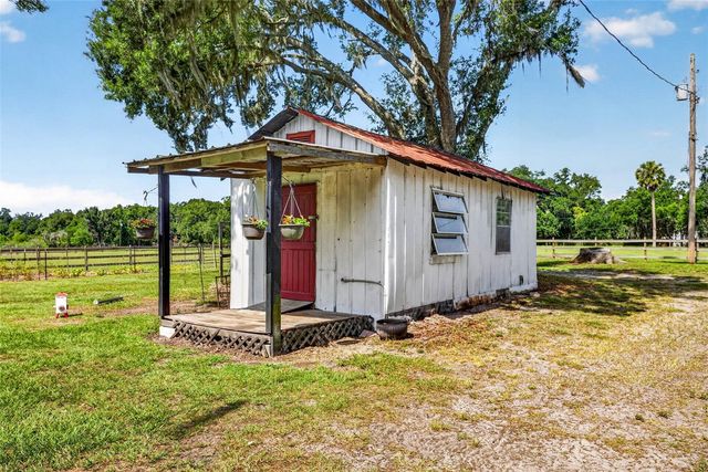 5702 TINDALE ROAD, Plant City, FL 33565