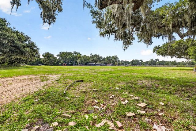 5702 TINDALE ROAD, Plant City, FL 33565