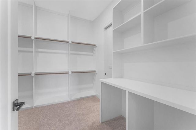 7920 SE Hoot Owl Street, Blue Springs, MO 64014