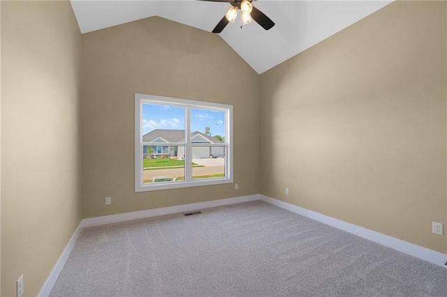 7920 SE Hoot Owl Street, Blue Springs, MO 64014