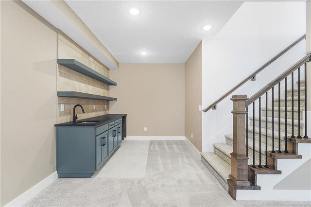 7920 SE Hoot Owl Street, Blue Springs, MO 64014