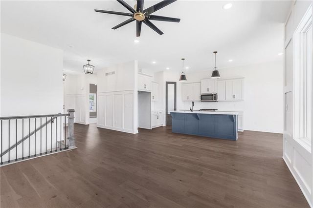 7920 SE Hoot Owl Street, Blue Springs, MO 64014