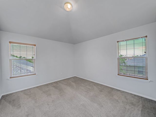 905 Hems Lane, Arlington, TX 76001