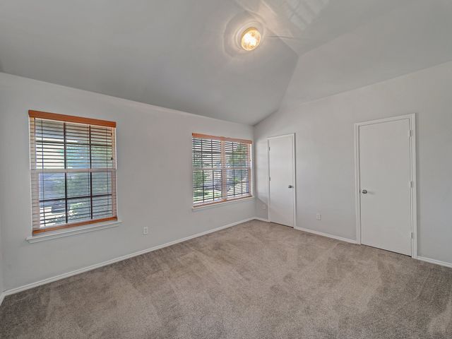 905 Hems Lane, Arlington, TX 76001