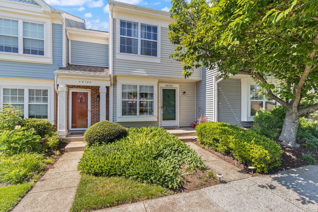 46703 ATWOOD SQ, Sterling, VA 20164