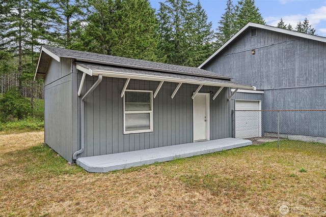 14846 N HWY 101, Shelton, WA 98584
