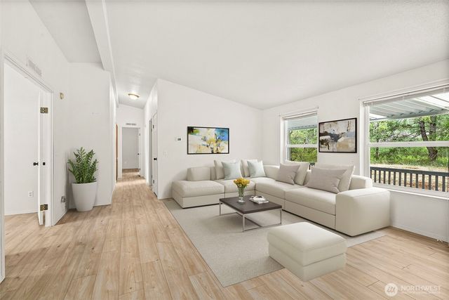 14846 N HWY 101, Shelton, WA 98584