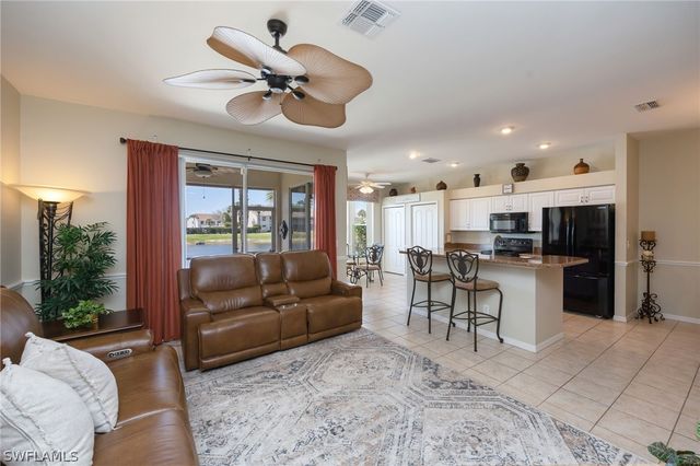 20742 Country Barn DR, Estero, FL 33928