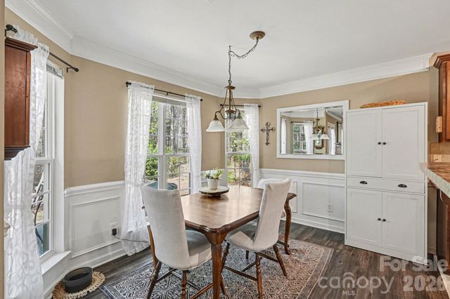 216 Henson Lane, Mcconnells, SC 29726