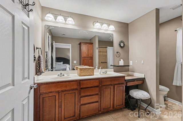 216 Henson Lane, Mcconnells, SC 29726
