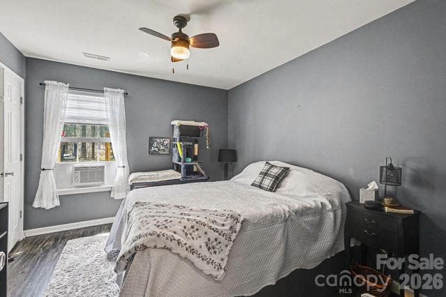 216 Henson Lane, Mcconnells, SC 29726