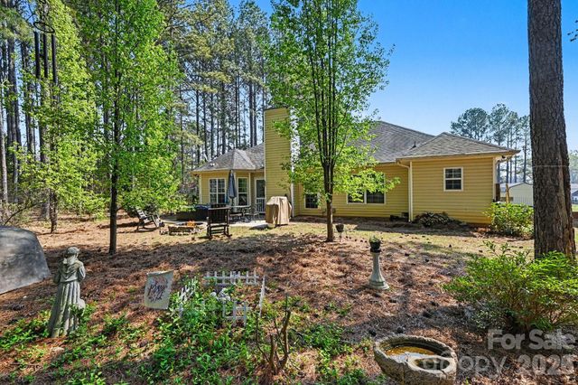 216 Henson Lane, Mcconnells, SC 29726