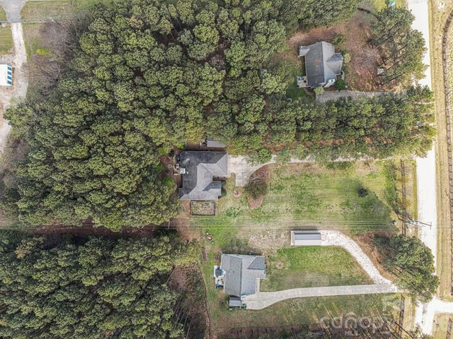 216 Henson Lane, Mcconnells, SC 29726