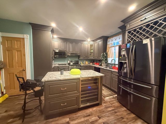 92 Spencer St, Boston, MA 02124