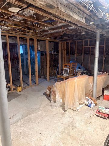 92 Spencer St, Boston, MA 02124