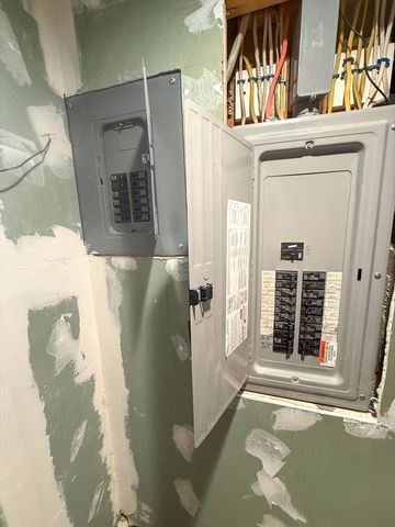 92 Spencer St, Boston, MA 02124