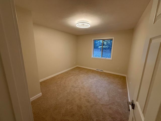 4673 Cardinal Drive, Mount Pleasant, MI 48858