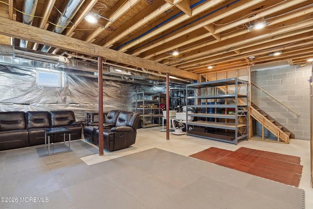 941 5th Avenue, Toms River, NJ 08757