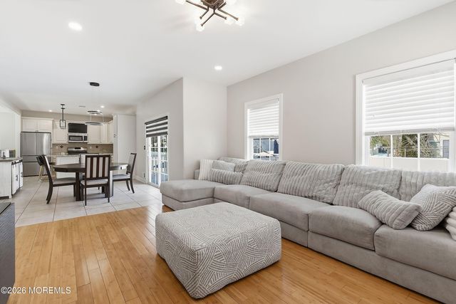 941 5th Avenue, Toms River, NJ 08757