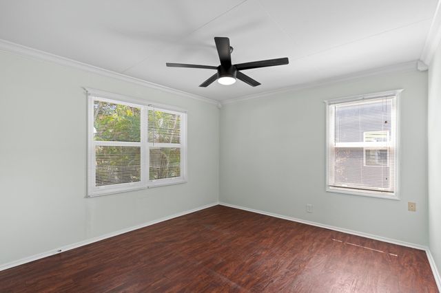 5901 Garden Avenue, West Palm Beach, FL 33405