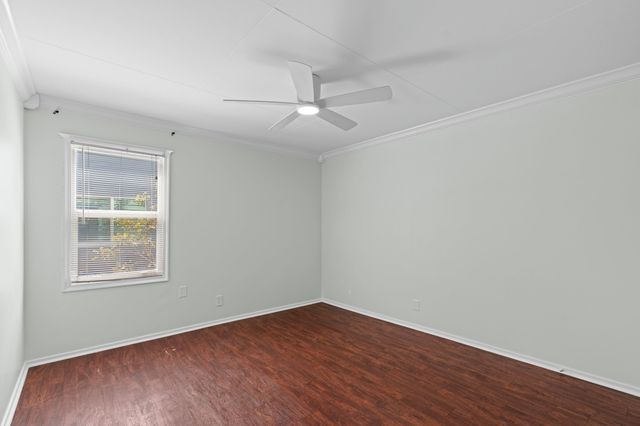 5901 Garden Avenue, West Palm Beach, FL 33405