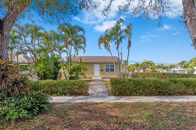 5901 Garden Avenue, West Palm Beach, FL 33405