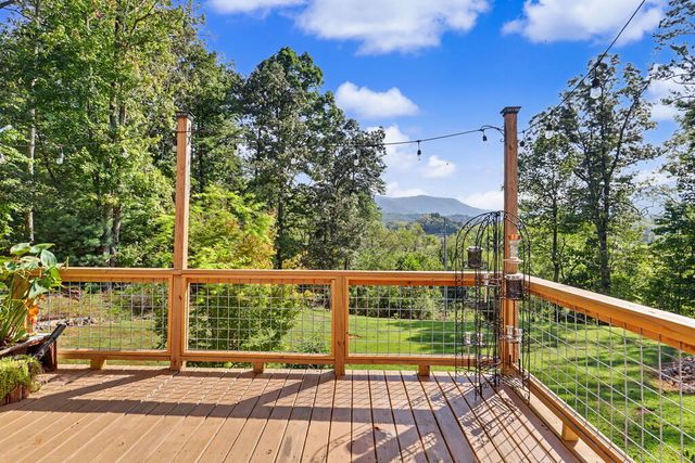 625 Ed Nichols Road, Young Harris, GA 30582
