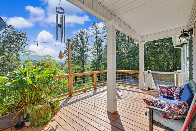 625 Ed Nichols Road, Young Harris, GA 30582