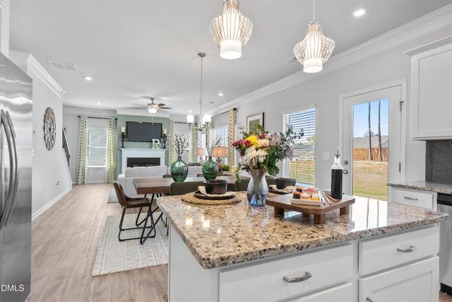 1660 Elk Run Drive, Fayetteville, NC 28312