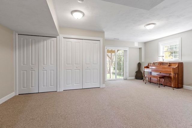 32 Steele St, Holden, MA 01520