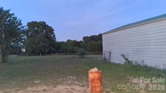 32049 Kendalls Church Road, New London, NC 28127