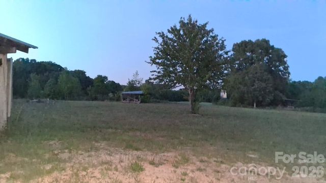 32049 Kendalls Church Road, New London, NC 28127