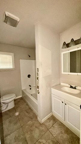 5440 Margo Lane, Beaumont, TX 77708