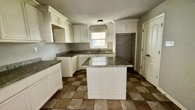 5440 Margo Lane, Beaumont, TX 77708