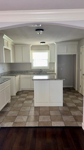 5440 Margo Lane, Beaumont, TX 77708