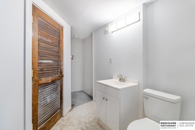 1230 S 164 Avenue, Omaha, NE 68130