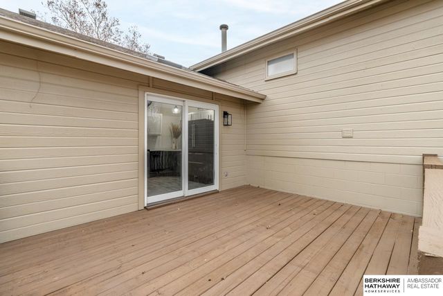 1230 S 164 Avenue, Omaha, NE 68130